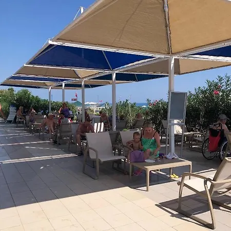 Club Rama Отель *